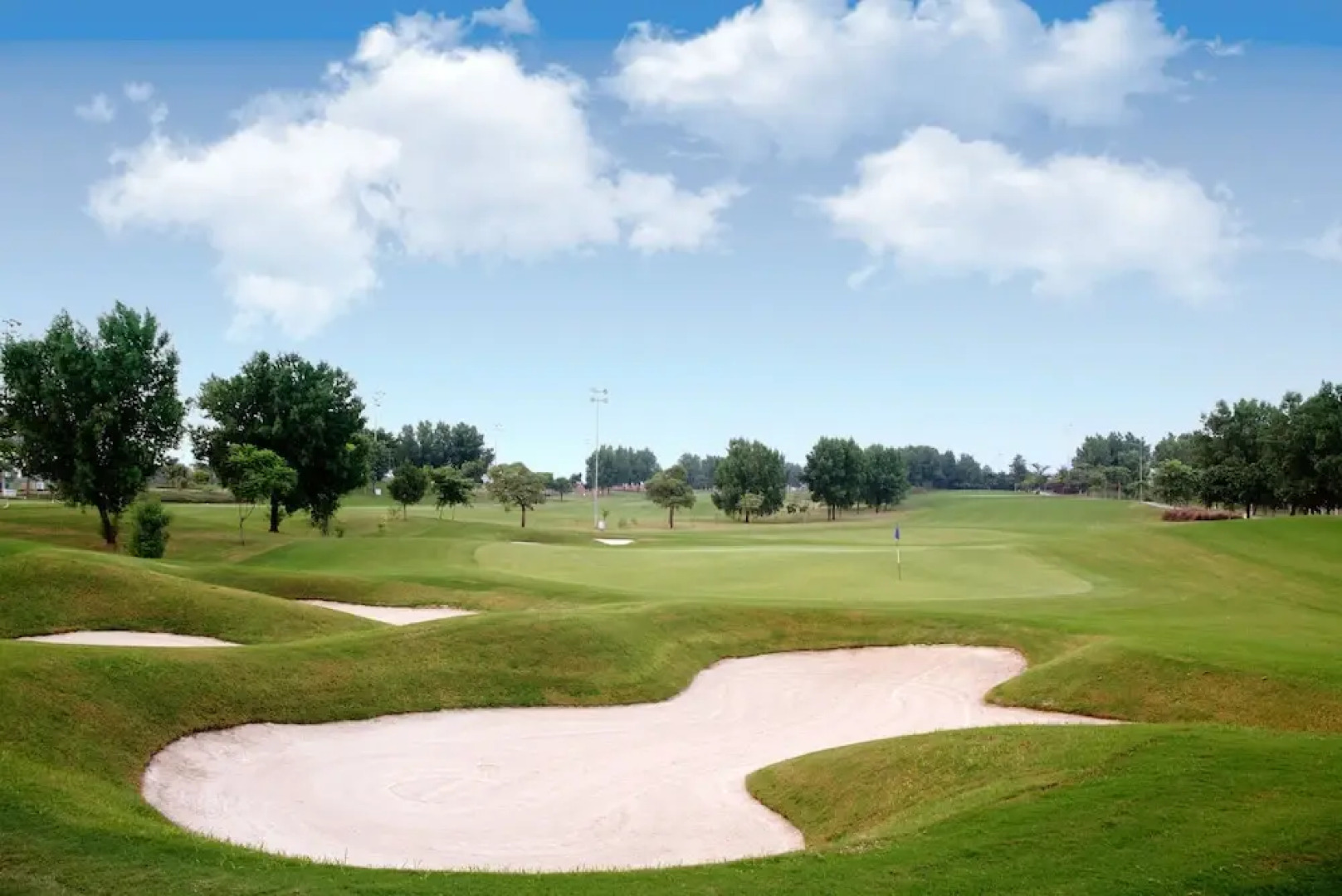 Defence Raya Golf & Country Club