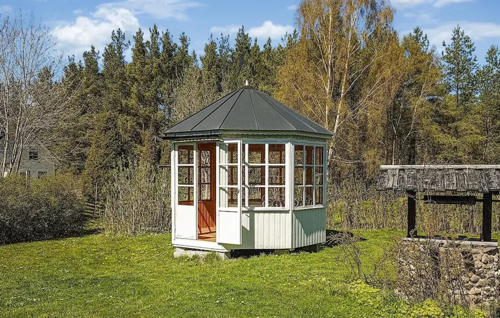 Amazing Home in Ljugarn With Sauna, 5 Bedrooms and Wifi