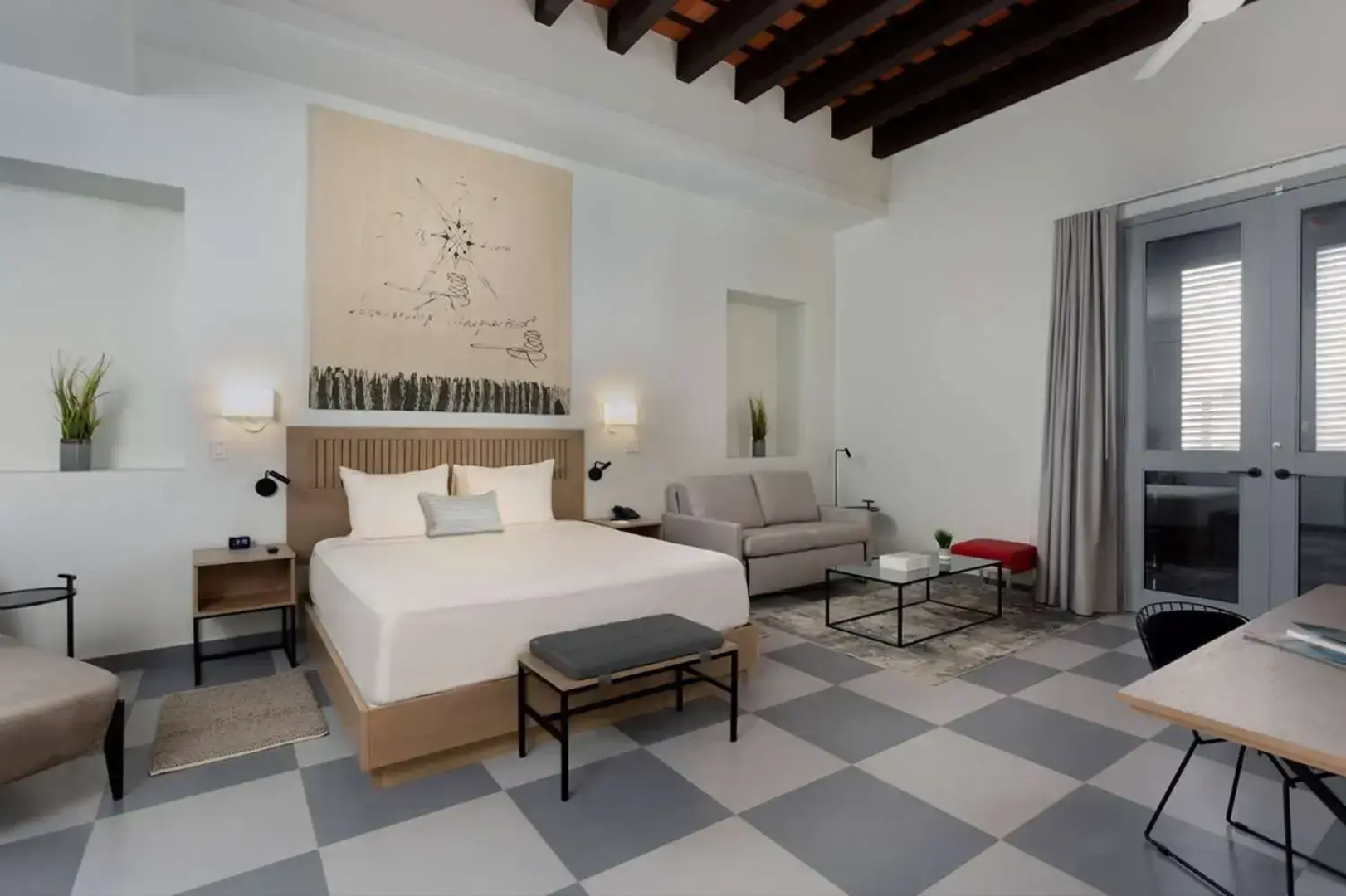 Palacio Provincial San Juan, Curio Collection by Hilton