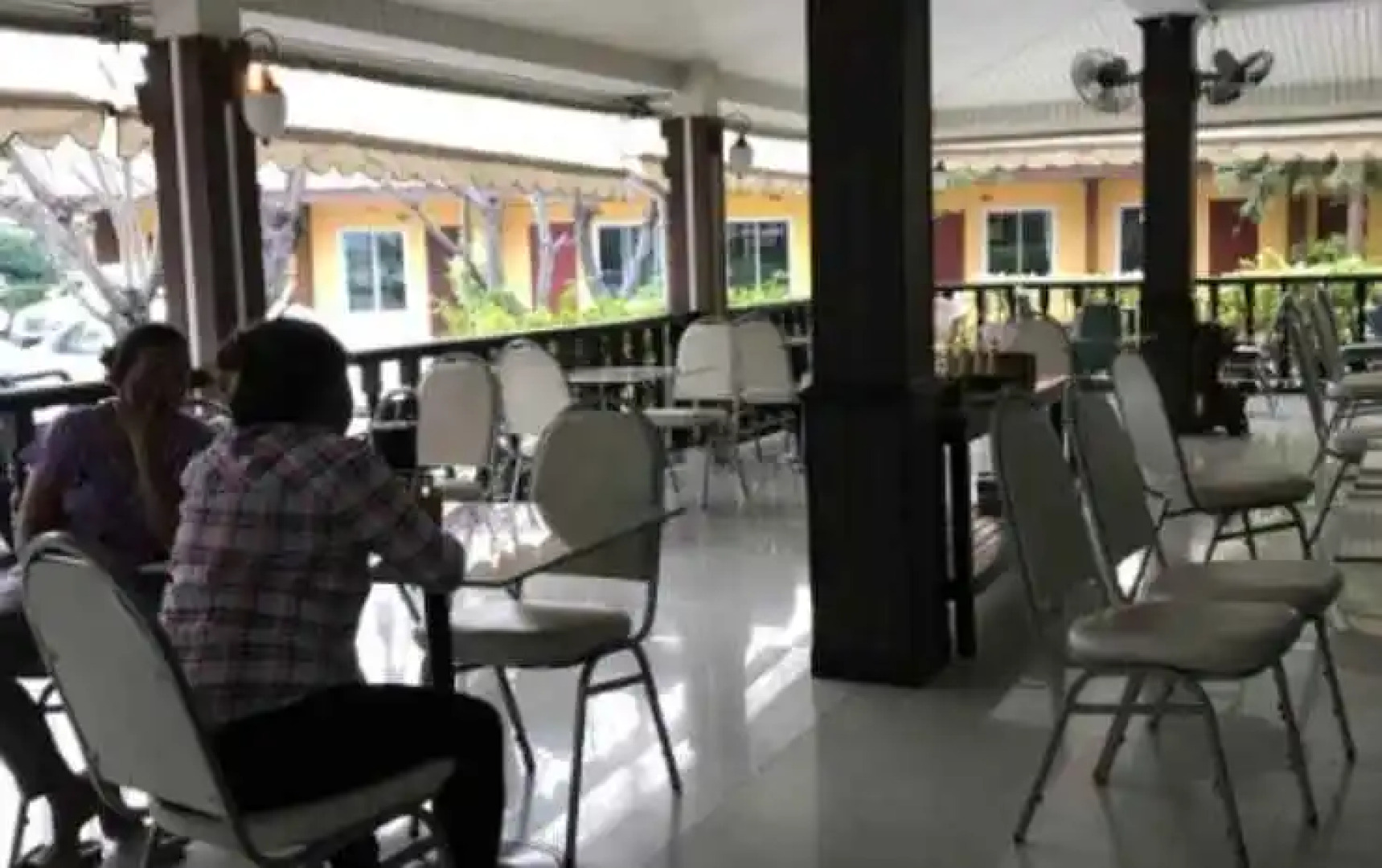 Baan Suanphet Resort