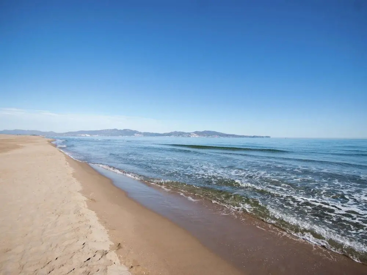 Detached Villa With Privated Pool Situated at the Seafront in Sant Pere Pescador