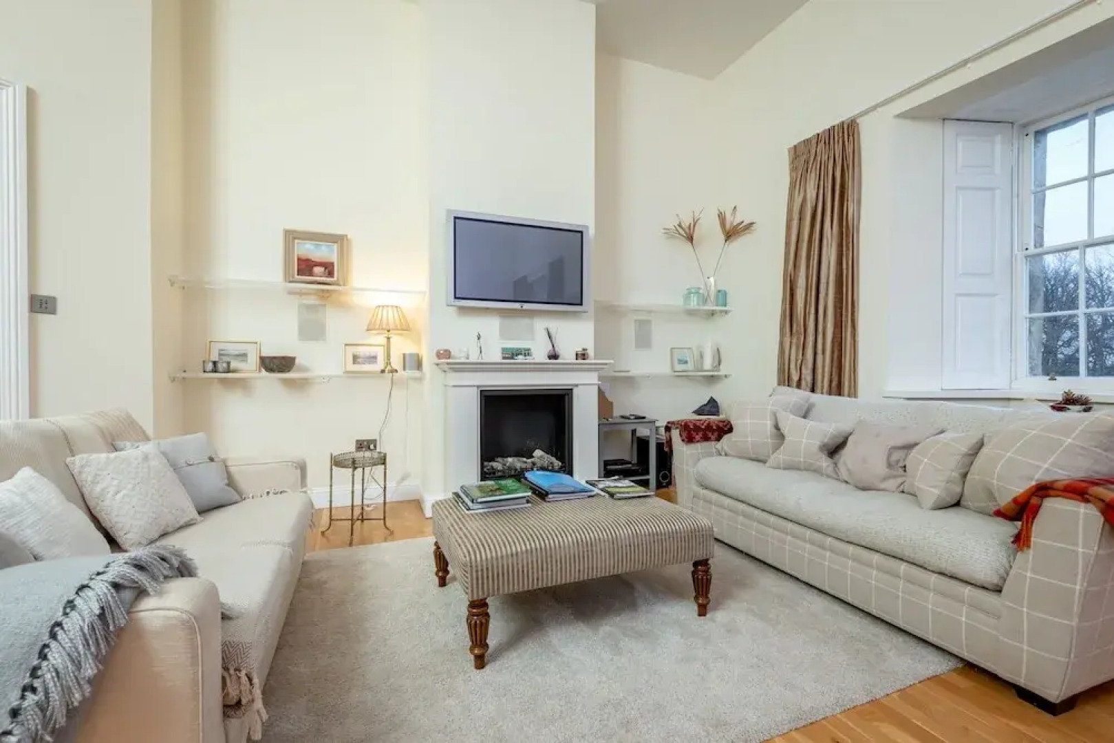 Majestic Apartment in Elie House