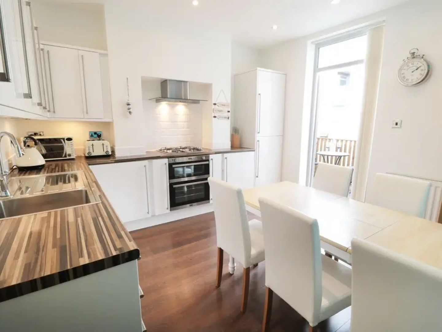 3 George Street, Whitby