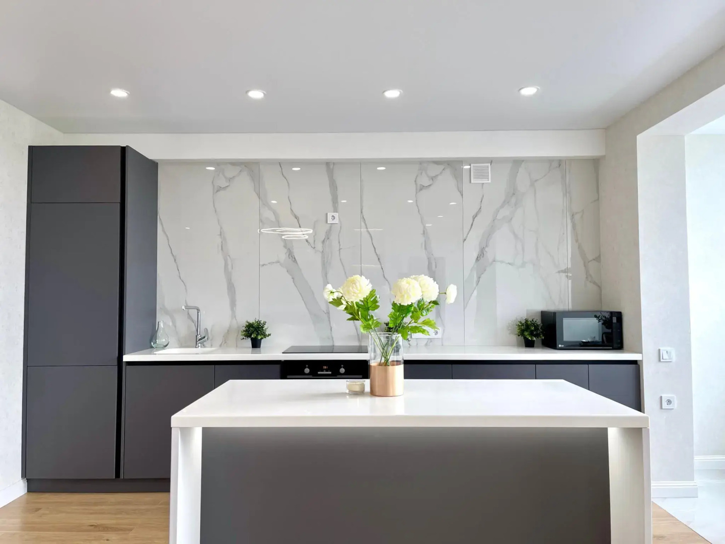 Апартаменты SunVille (Санвиль) на улице Бондаренко