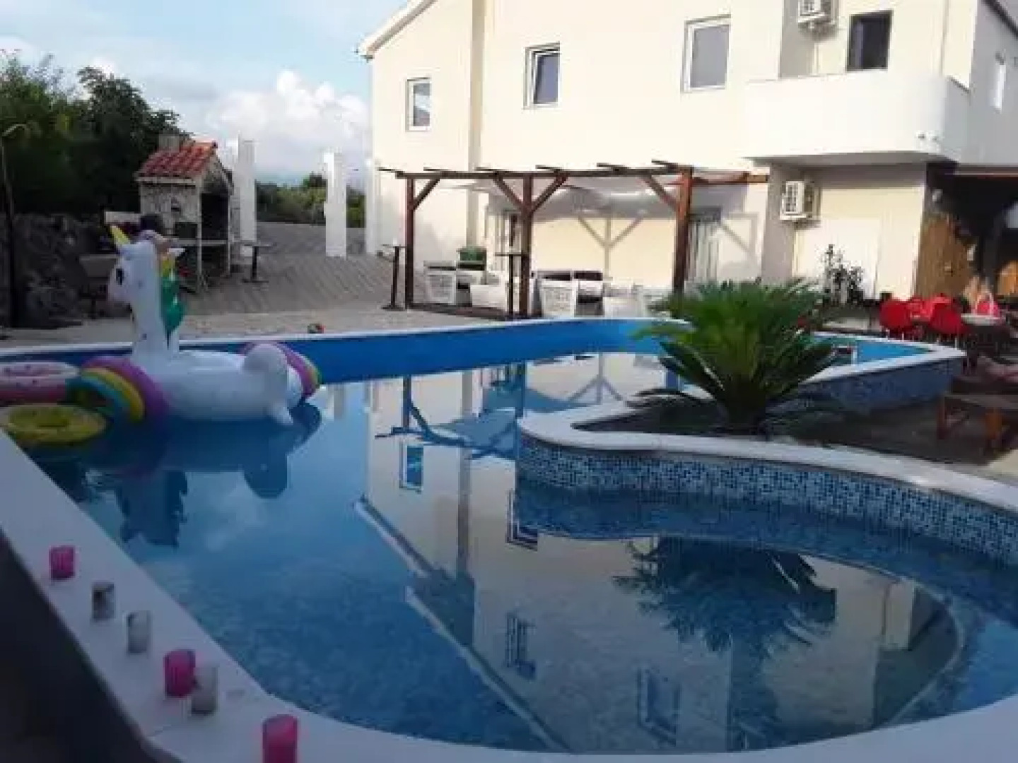 Guesthouse Crazy Night