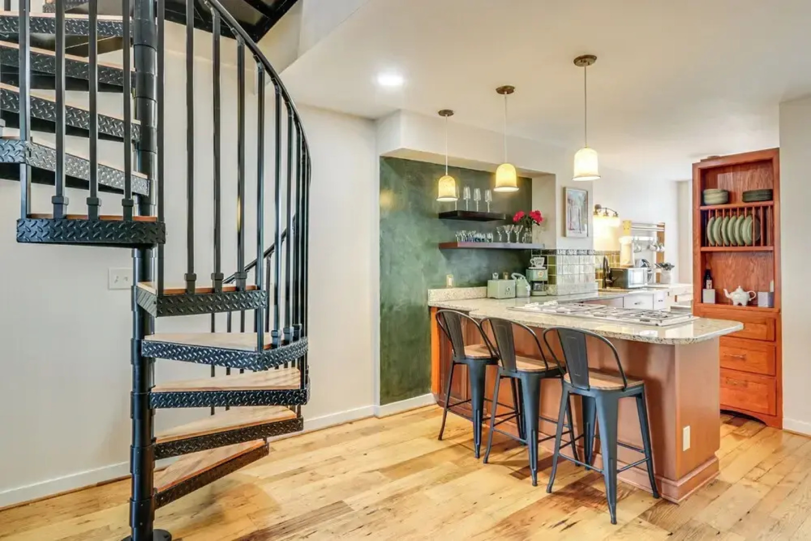 Dtwn at Your Door: Historic Frederick Gem w/ Yard!