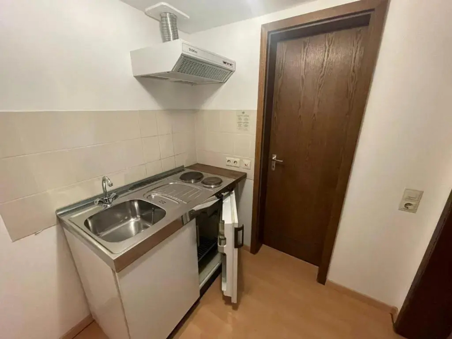 Beny Hotel Restaurant