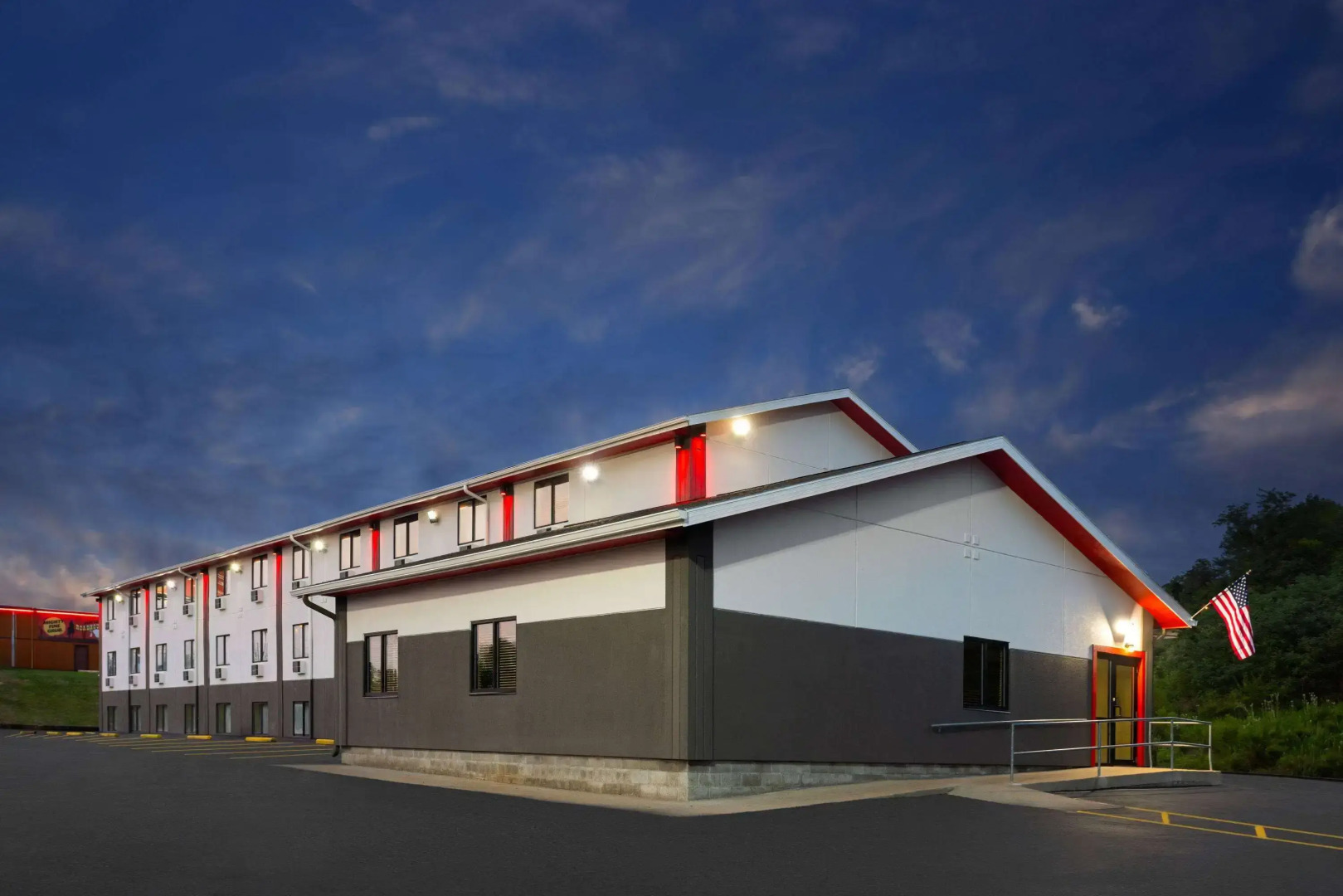 Super 8 by Wyndham St. Clairsville OH/Wheeling WV Area