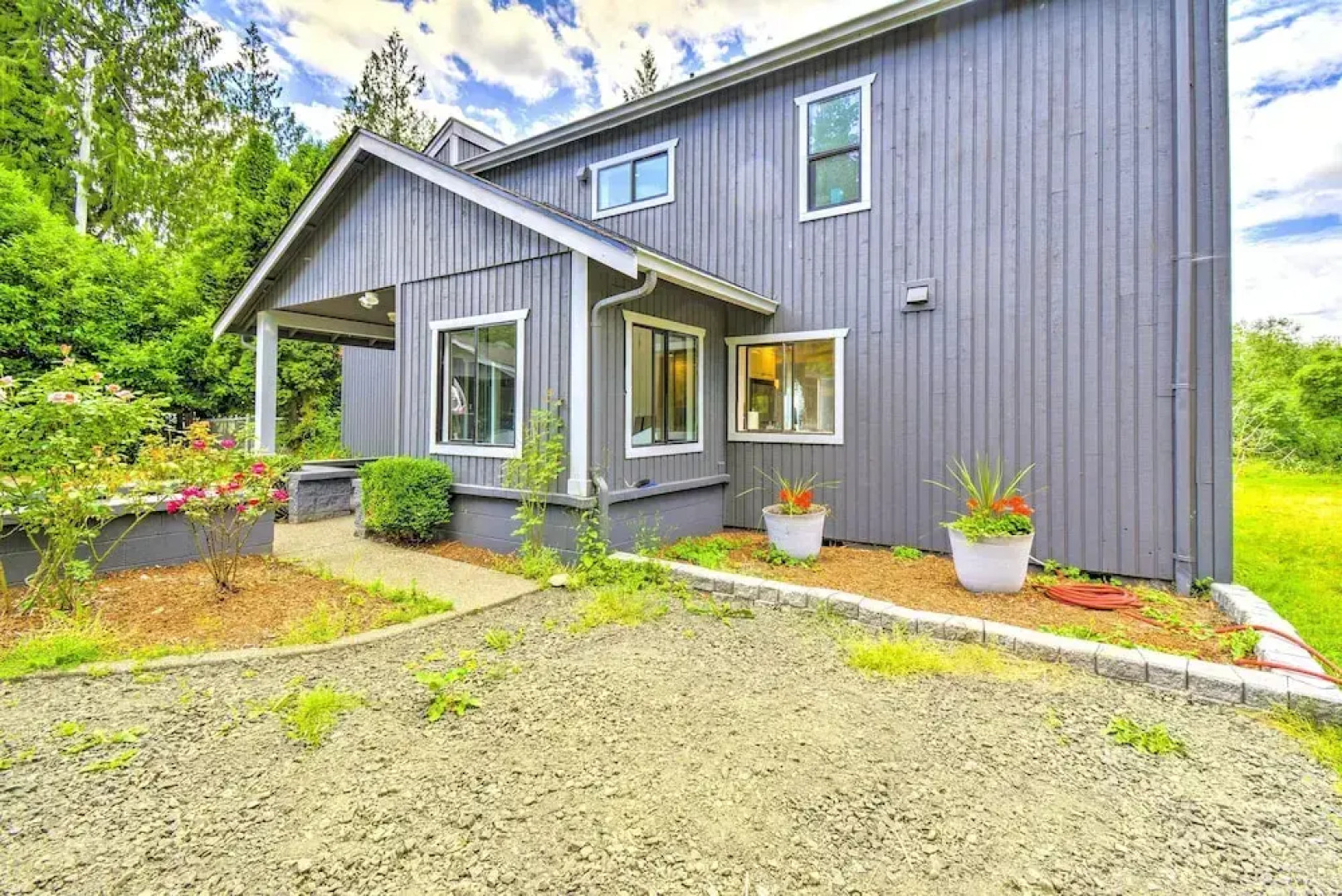 Stunning Hood Canal Getaway w/ Private Deck!