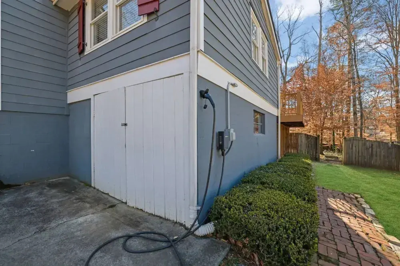 Chamblee Retreat 3BR Home w Spacious Porch