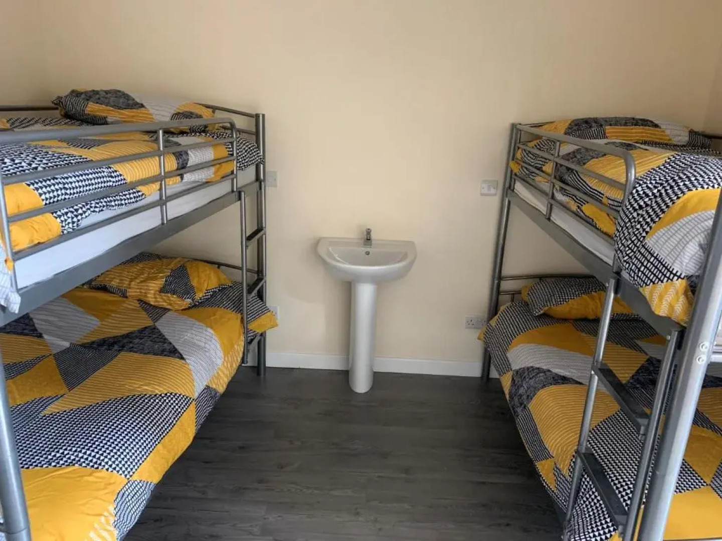 Greenway & Copper Coast Hostel