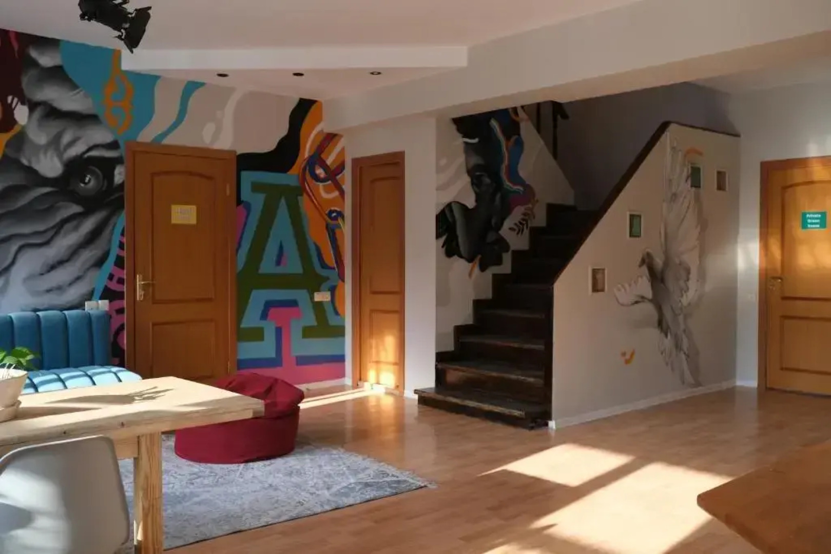 Wanderlust  Riverside hostel (Вандерласт Риверсайд хостел)