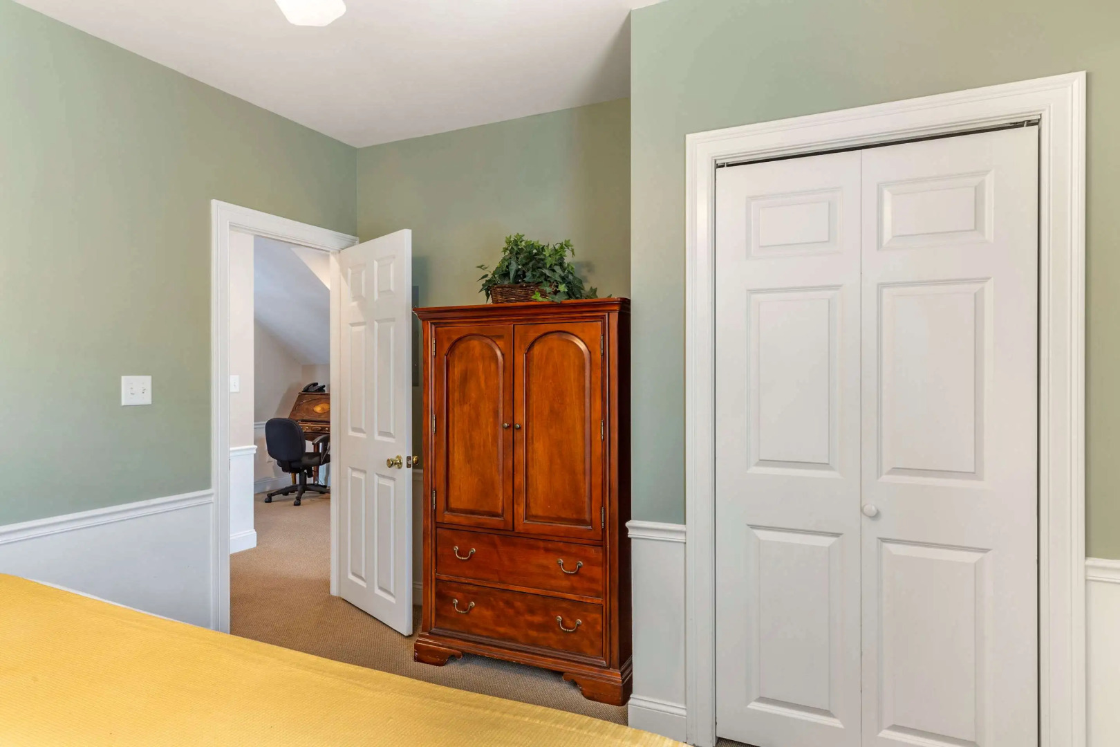 Essex Street Inn & Suites, an Ascend Collection Hotel