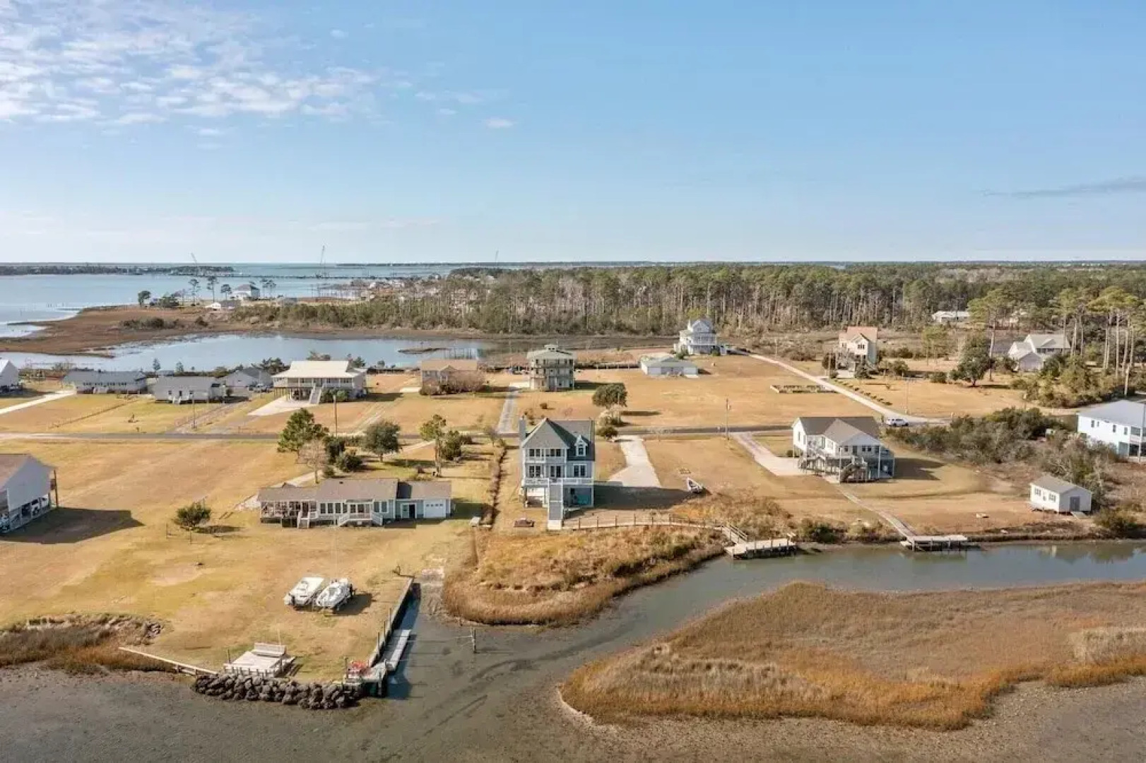 Downeast Retreat 4 Bedroom Home by RedAwning