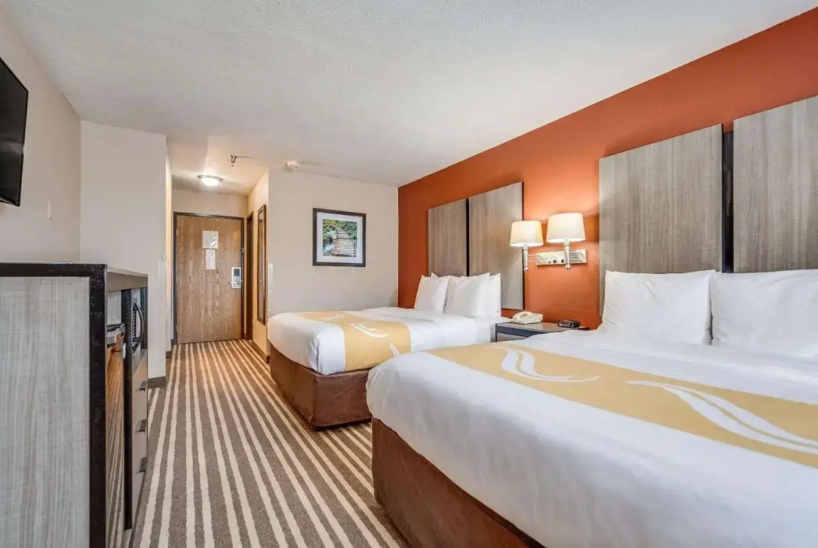 Best Western North Shore Lodge