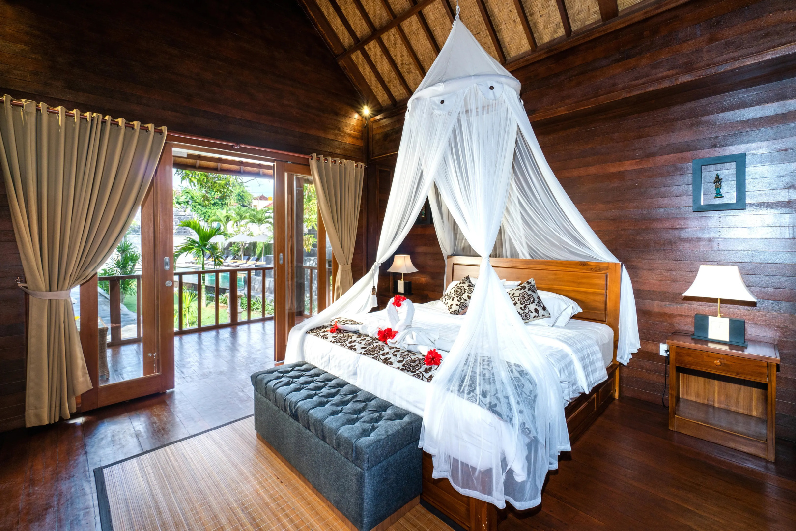 Bale Gede Lembongan