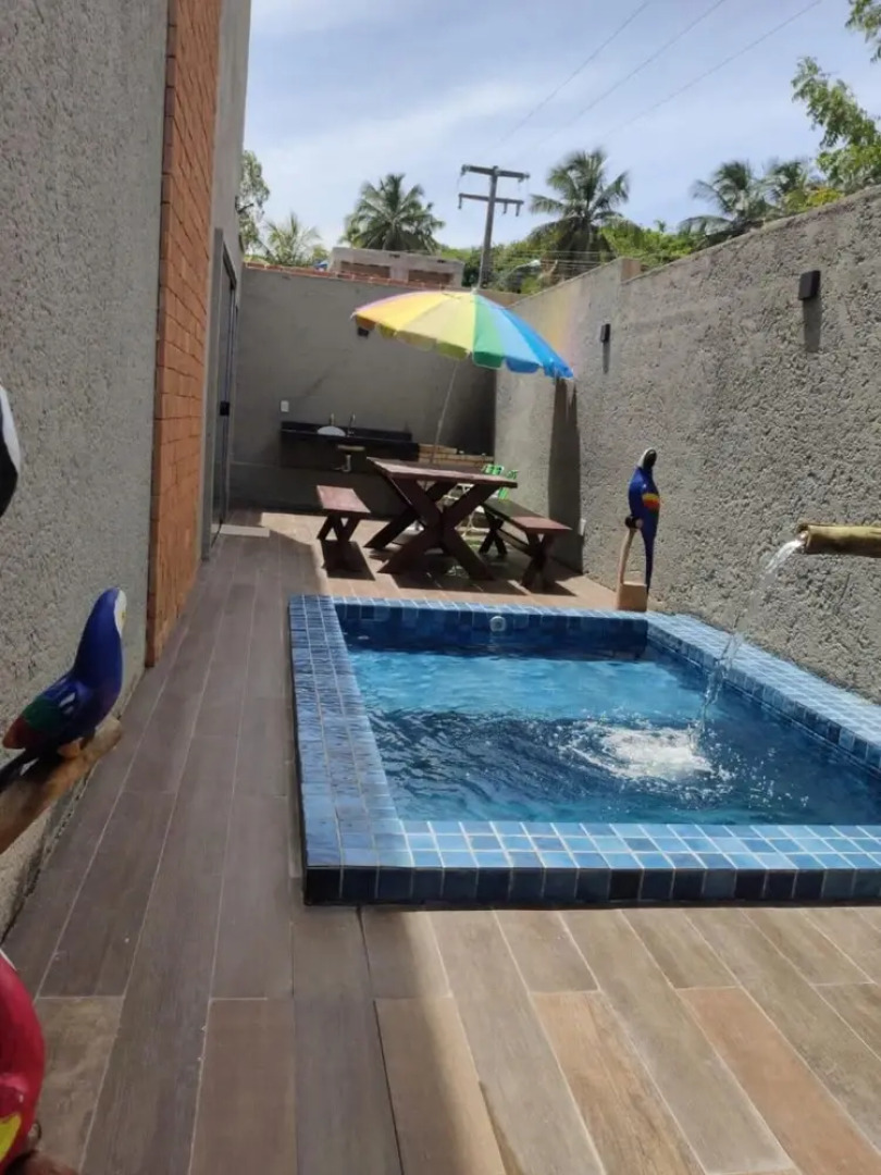 Casa com Piscina 5 Minutos da Praia do Marceneiro