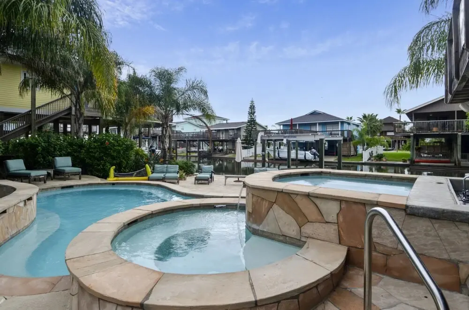The K and R Resort Home