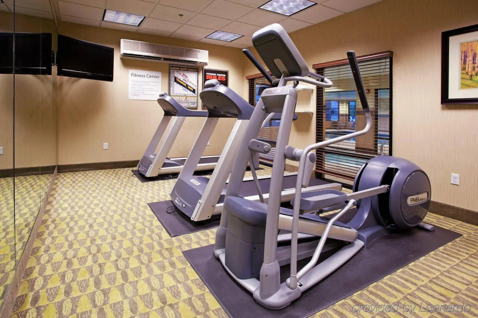 Holiday Inn Express & Suites Logan by IHG