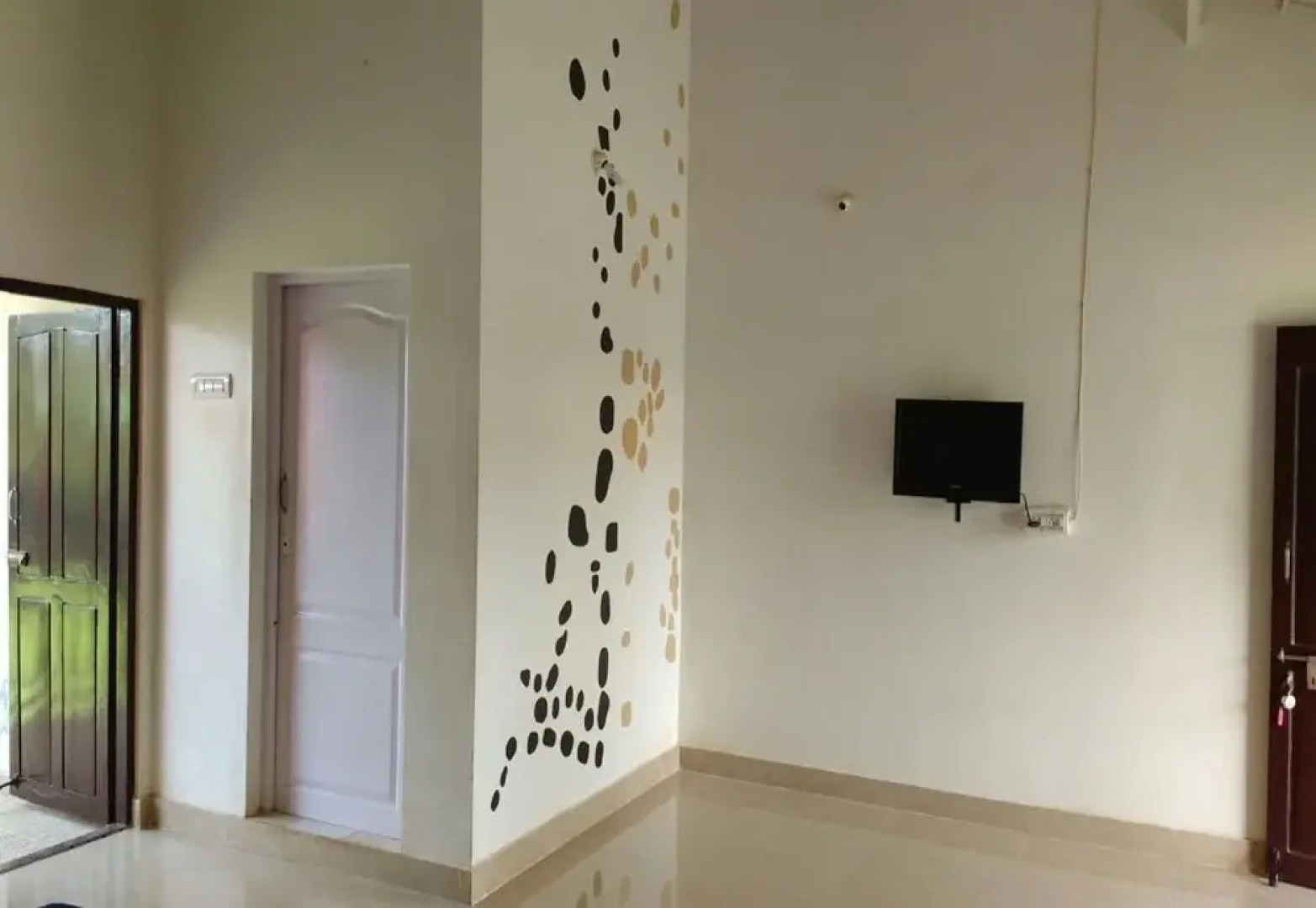 The Big Cat Den Resort