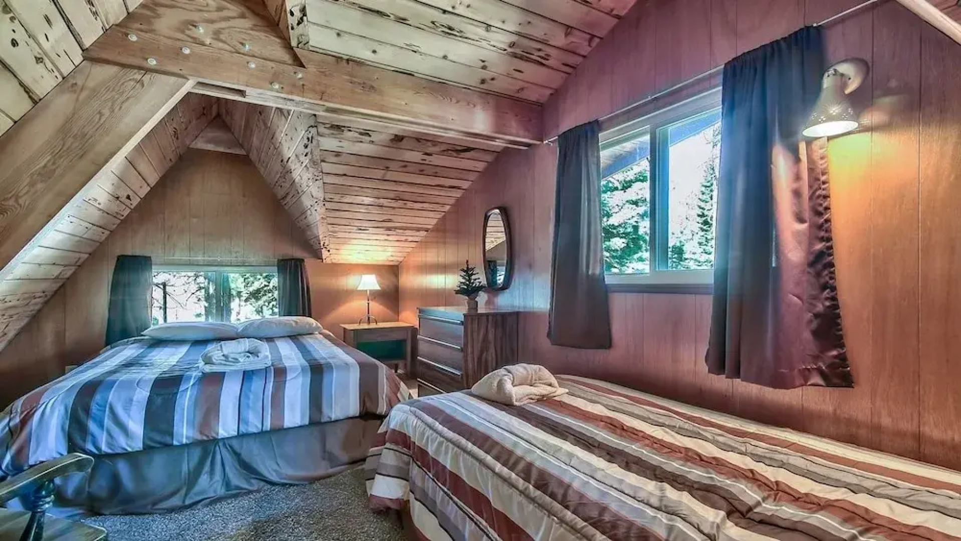 Mewuk Mountain Lodge by RedAwning