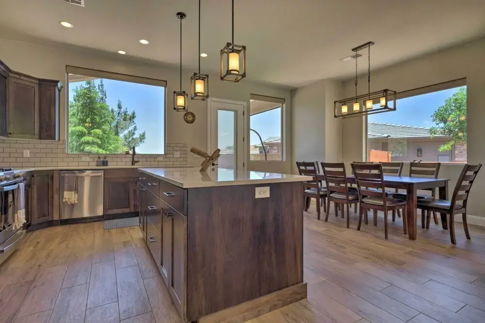 Stunning Kanab Home - Amazing Red Rock Views!