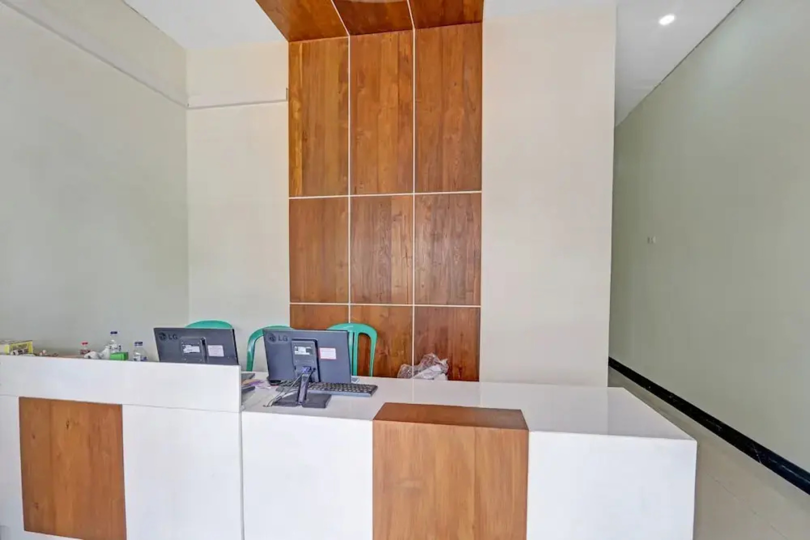 Capital O 90811 Myhome