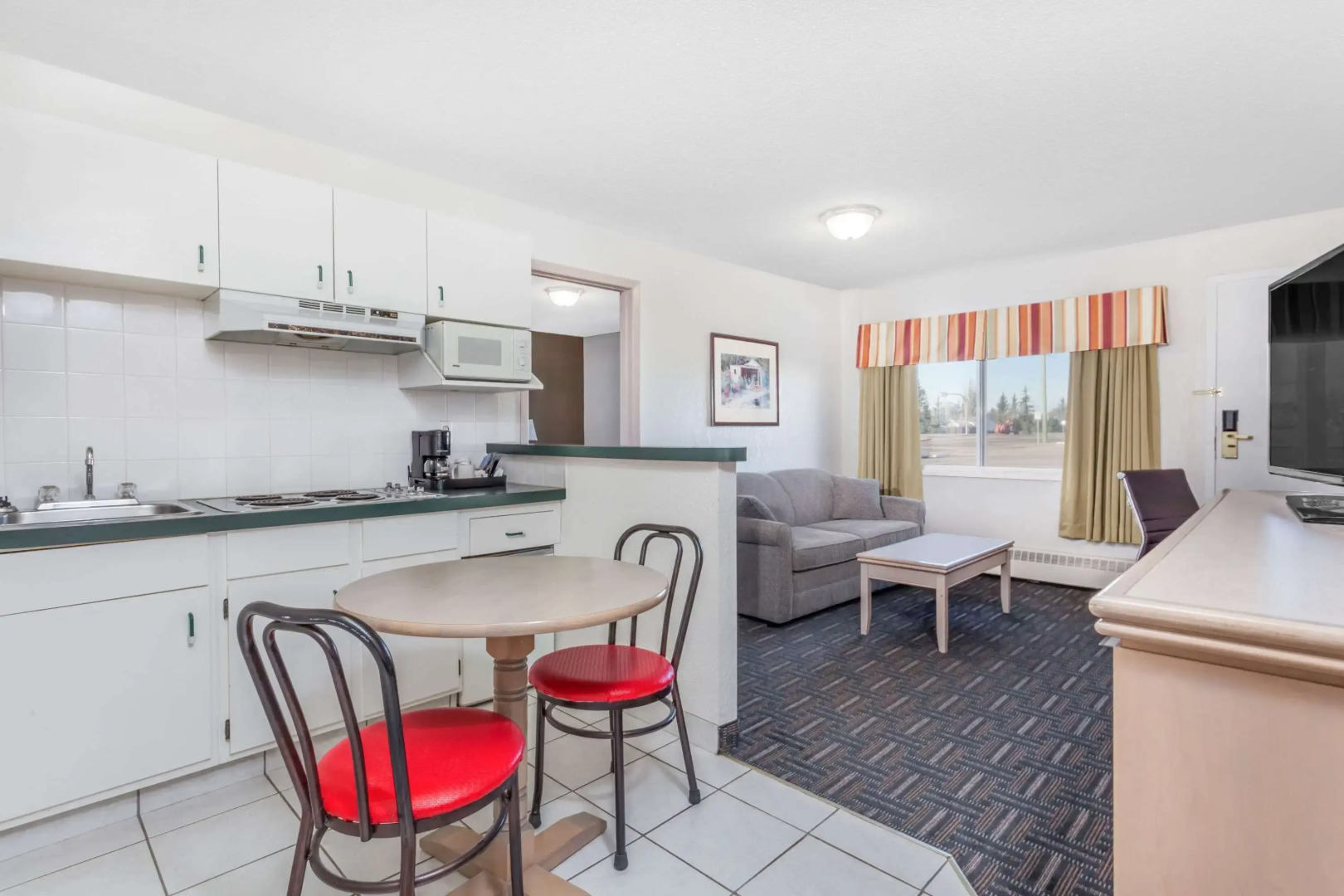 Super 8 by Wyndham Stettler