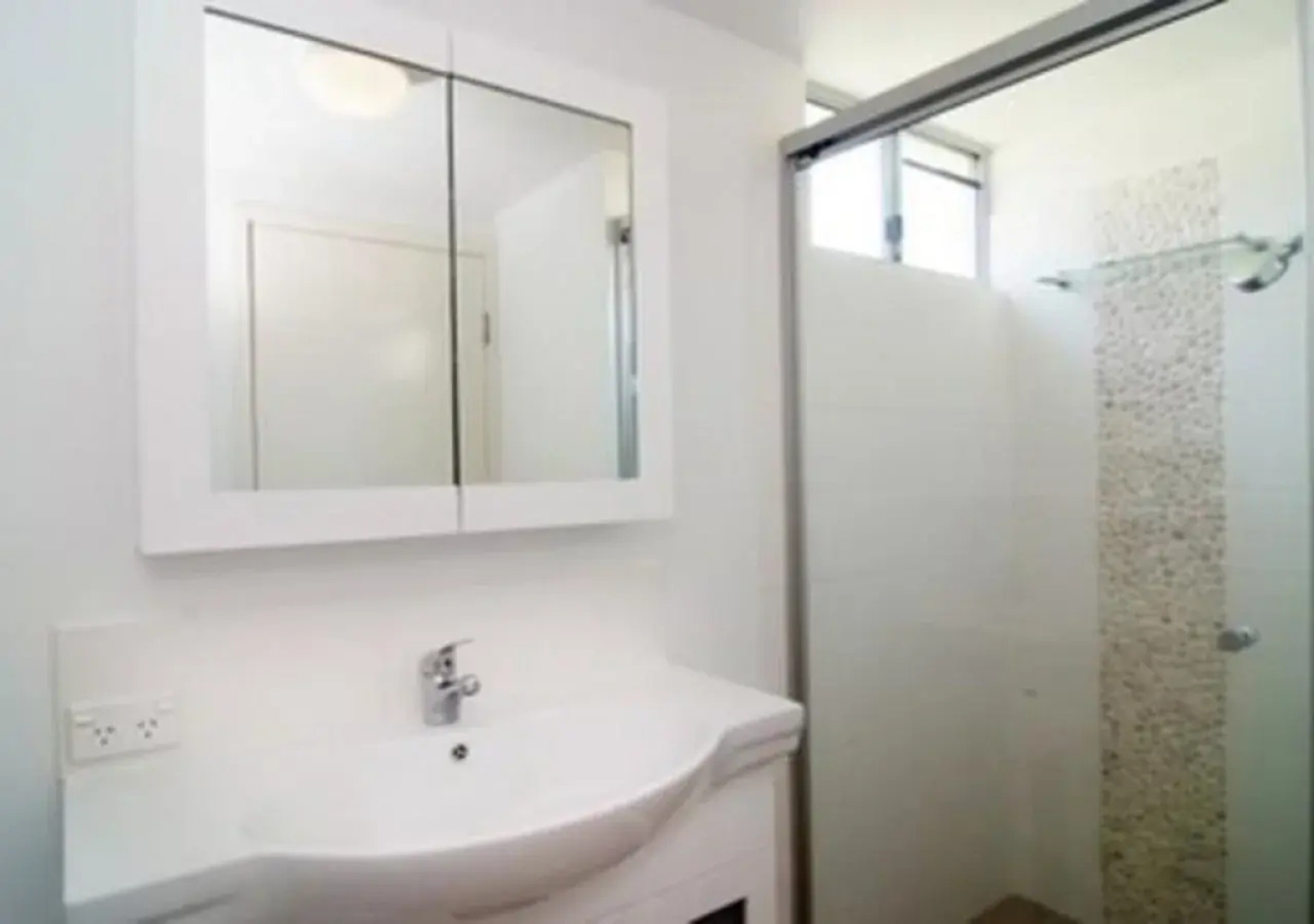 Airlie Central Apartments