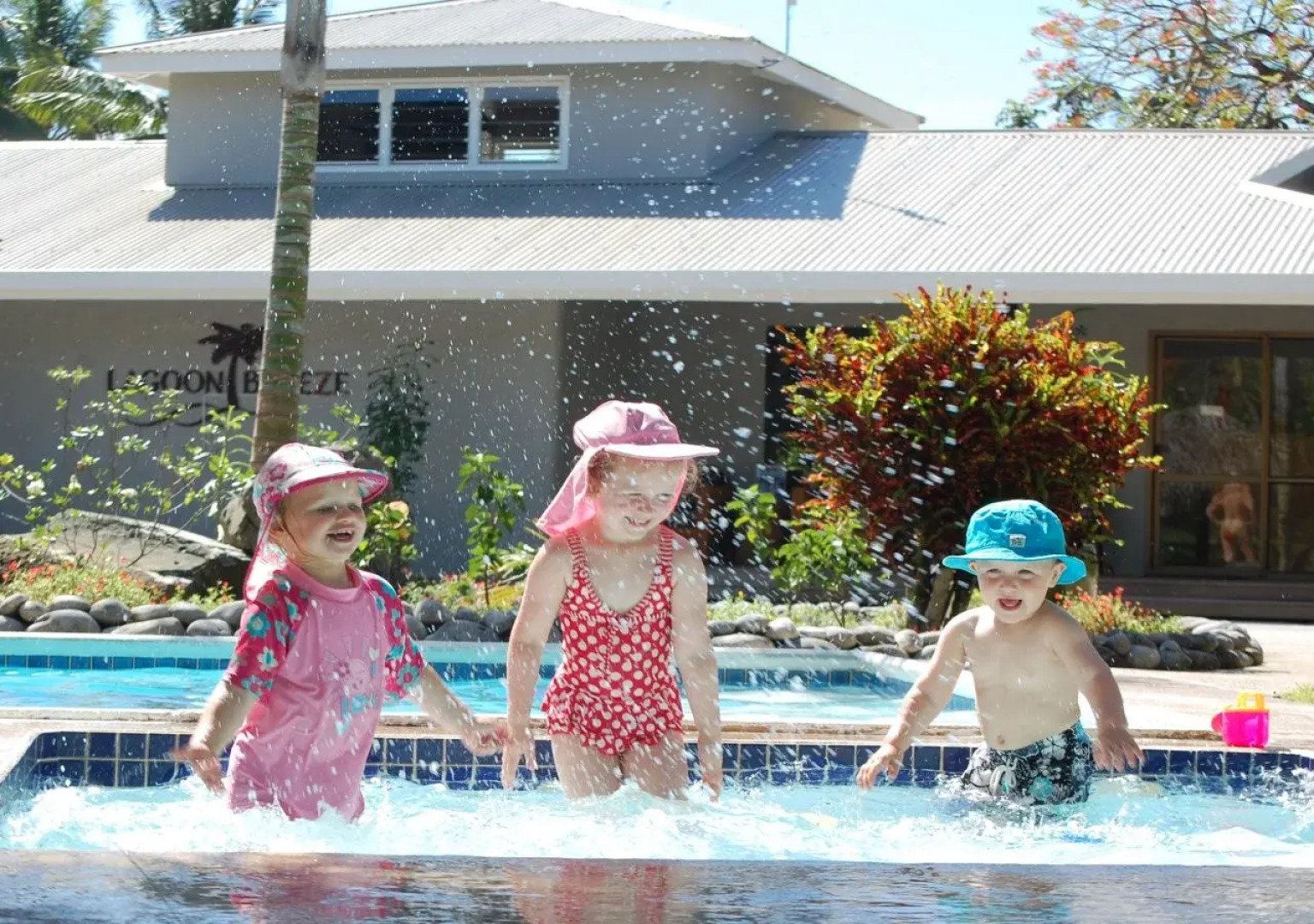 Lagoon Breeze Villas