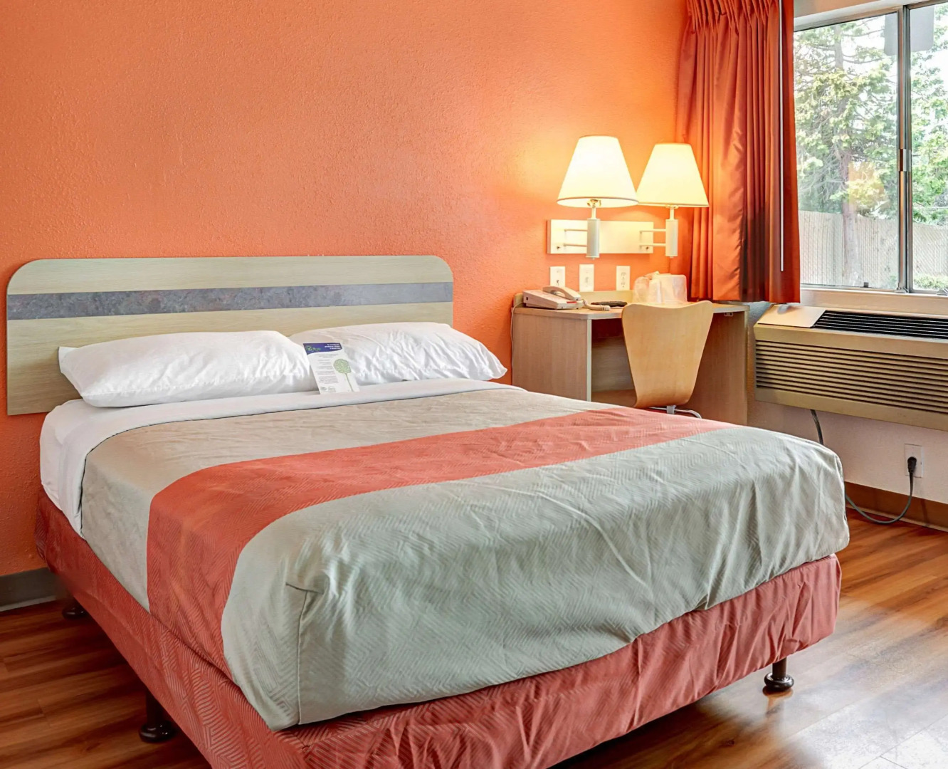 Motel 6 Portland, OR - Central