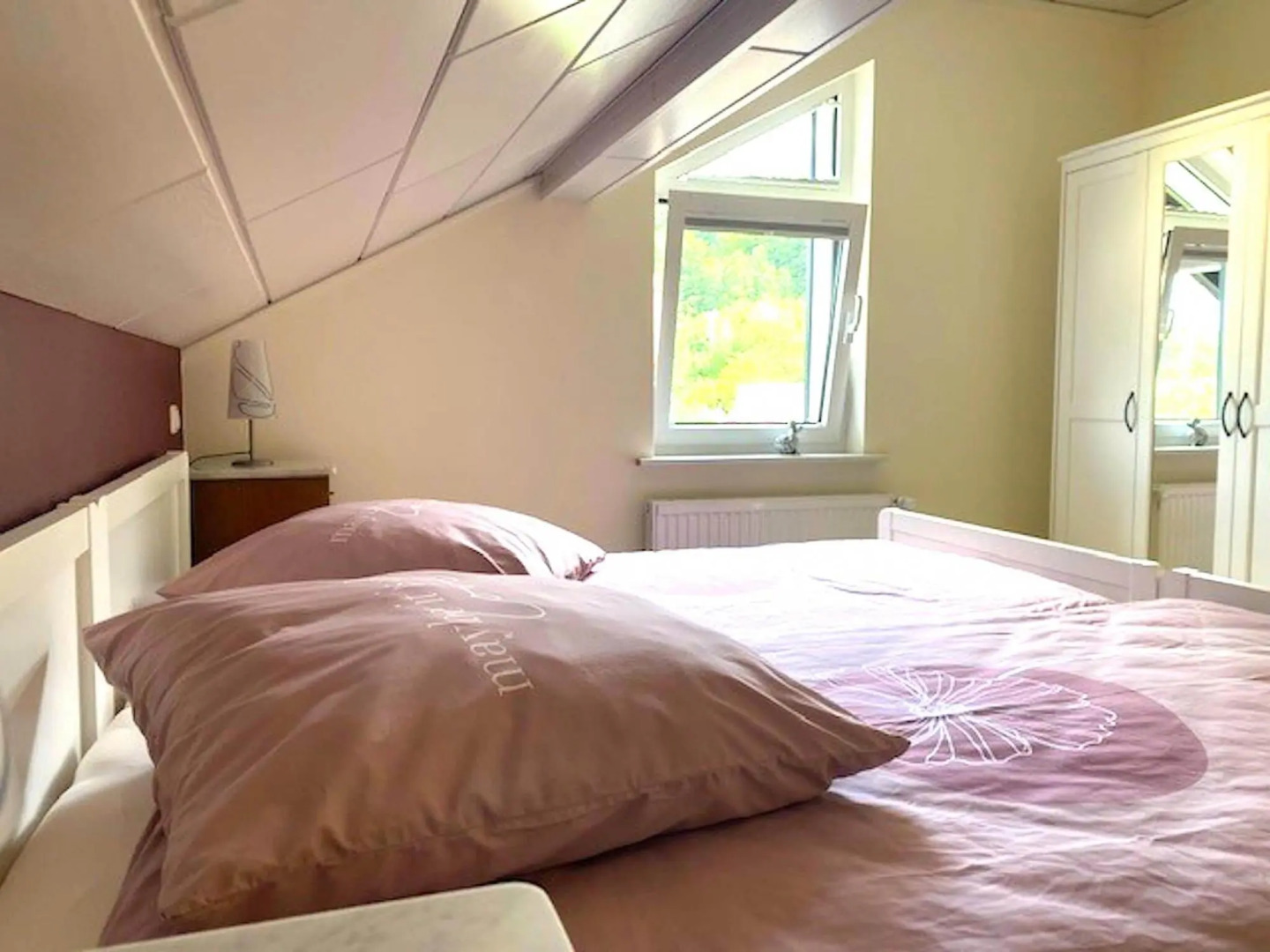 Junkerath Romantic Garden Stay