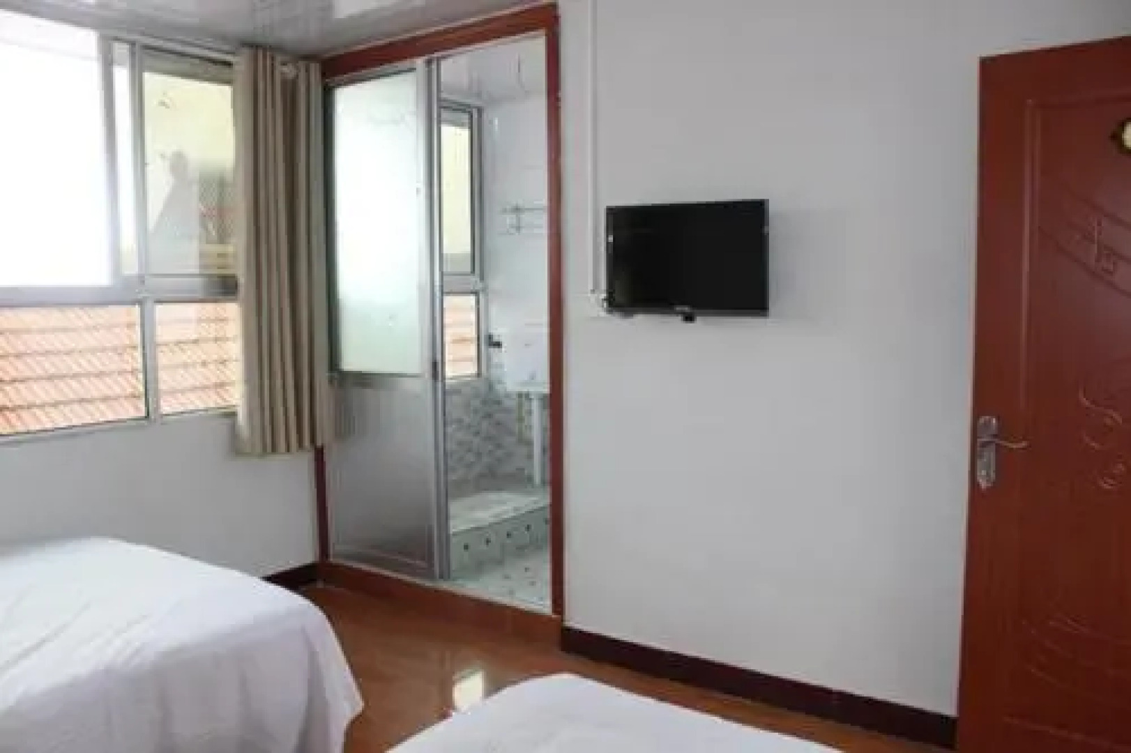 Wujiatai Fenggaoyujia Guesthouse