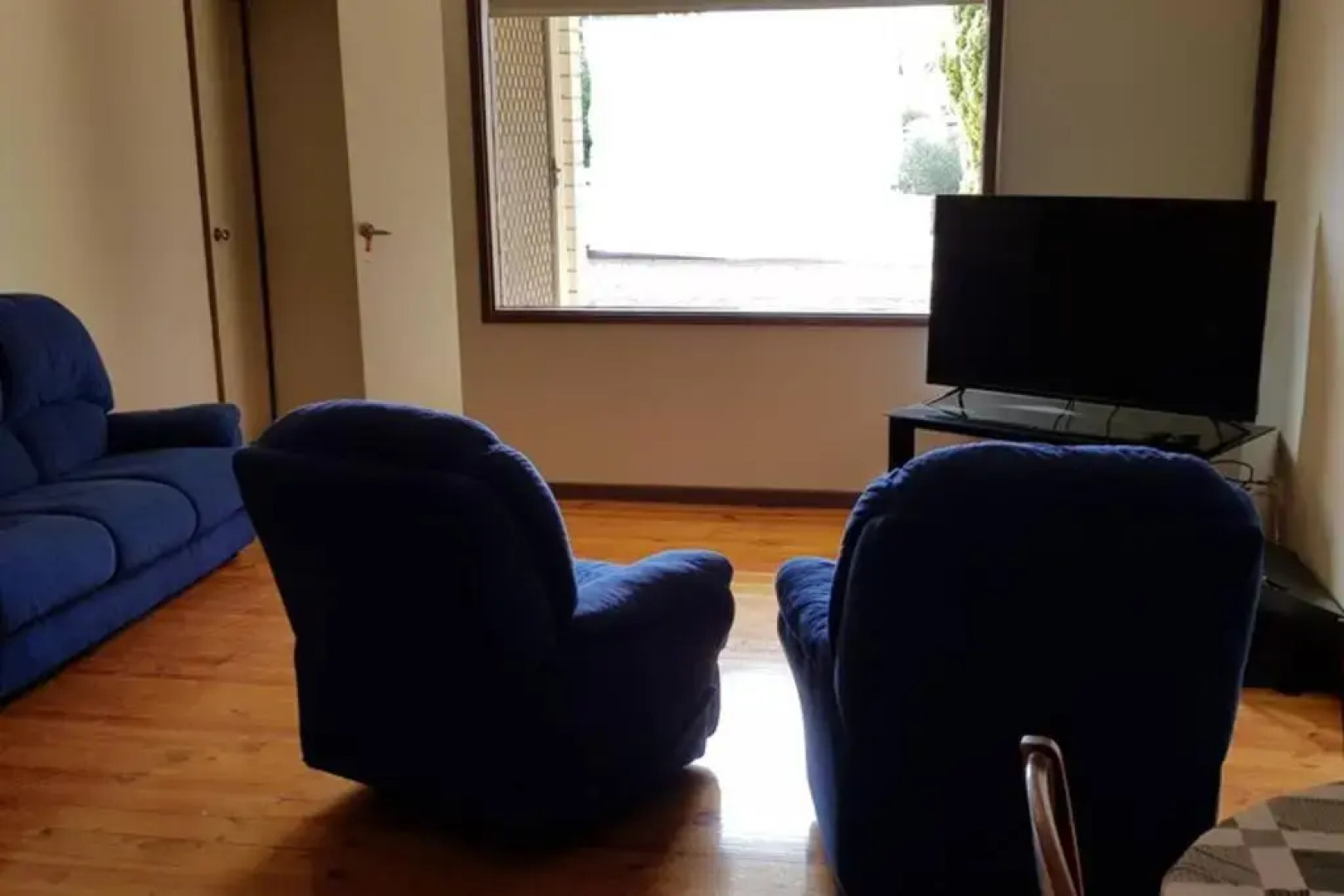 Warmont Apartments Self Contained Home