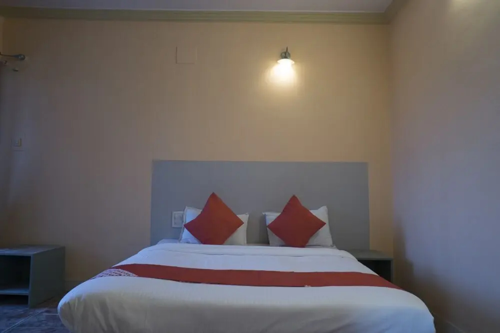 OYO 37830 Hotel Aakar International