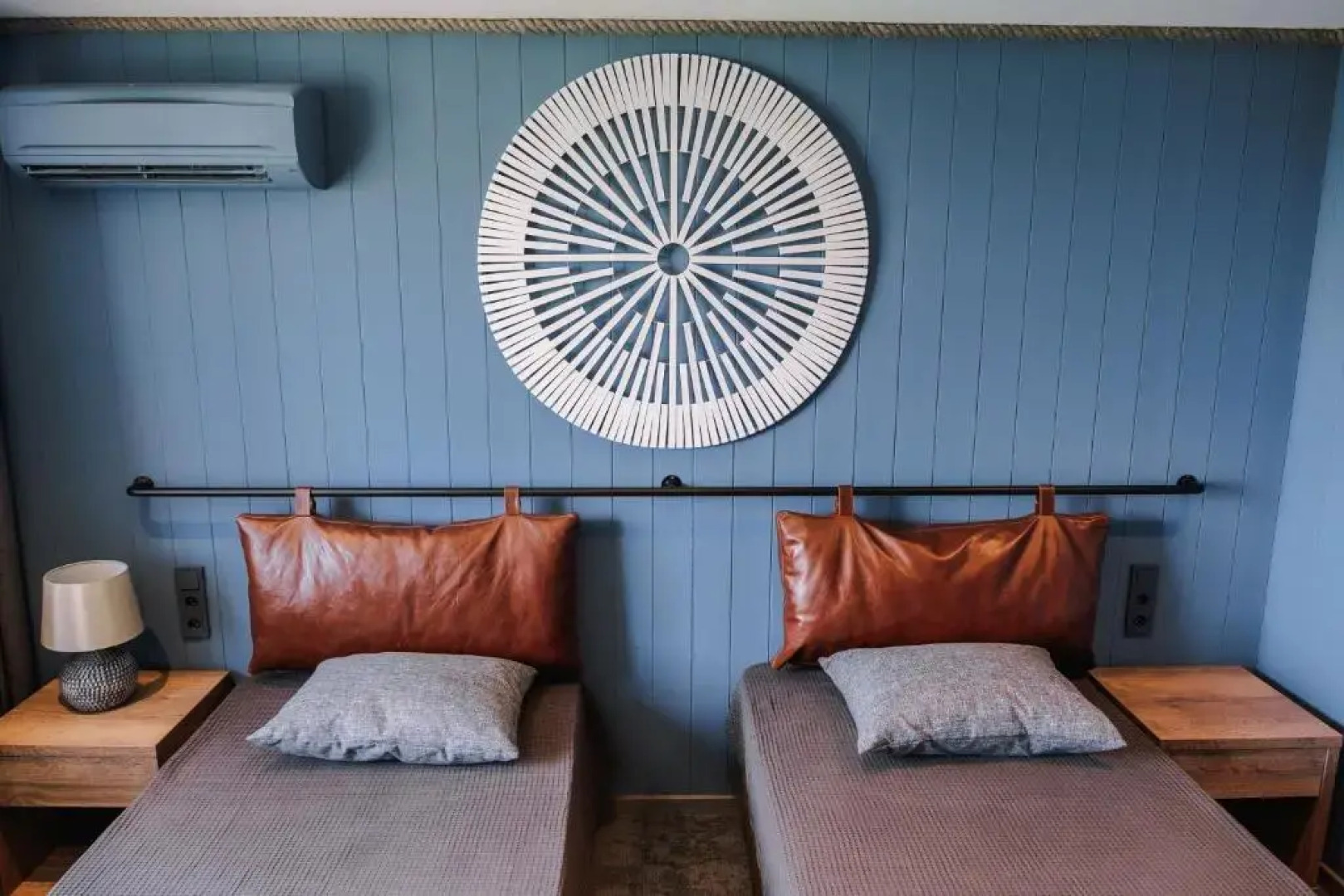 Abrau Dyurso na plavnyakh