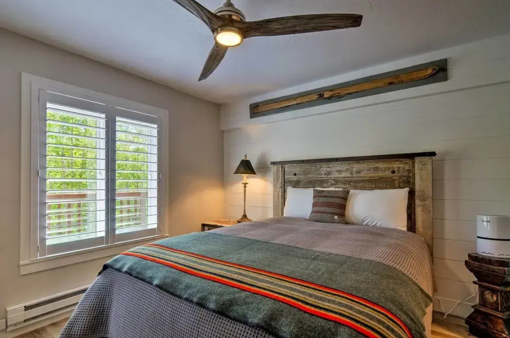 Rustic Ski-out Brian Head Condo w/ Comm. Pool