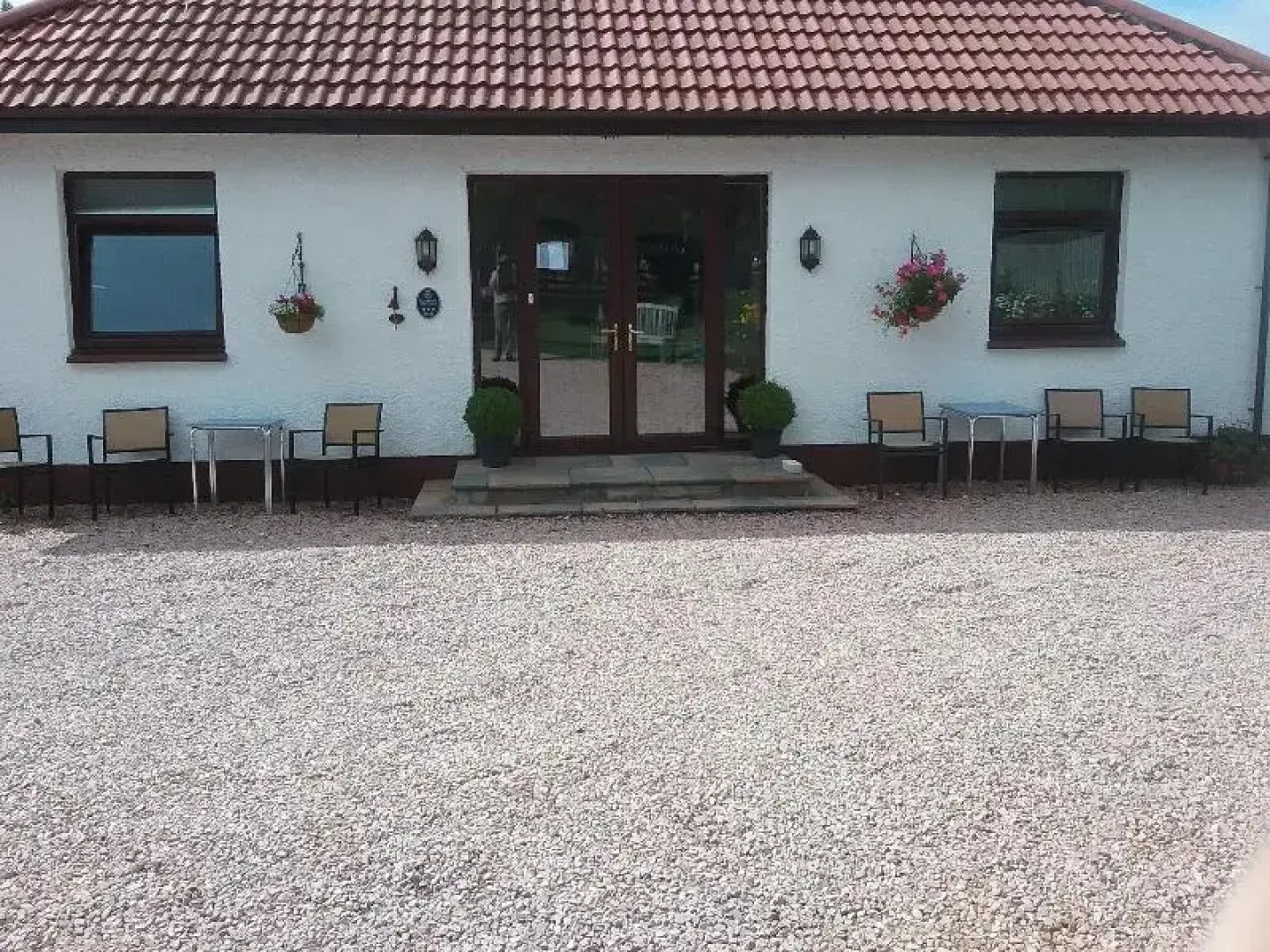 Shangri-la bed and breakfast