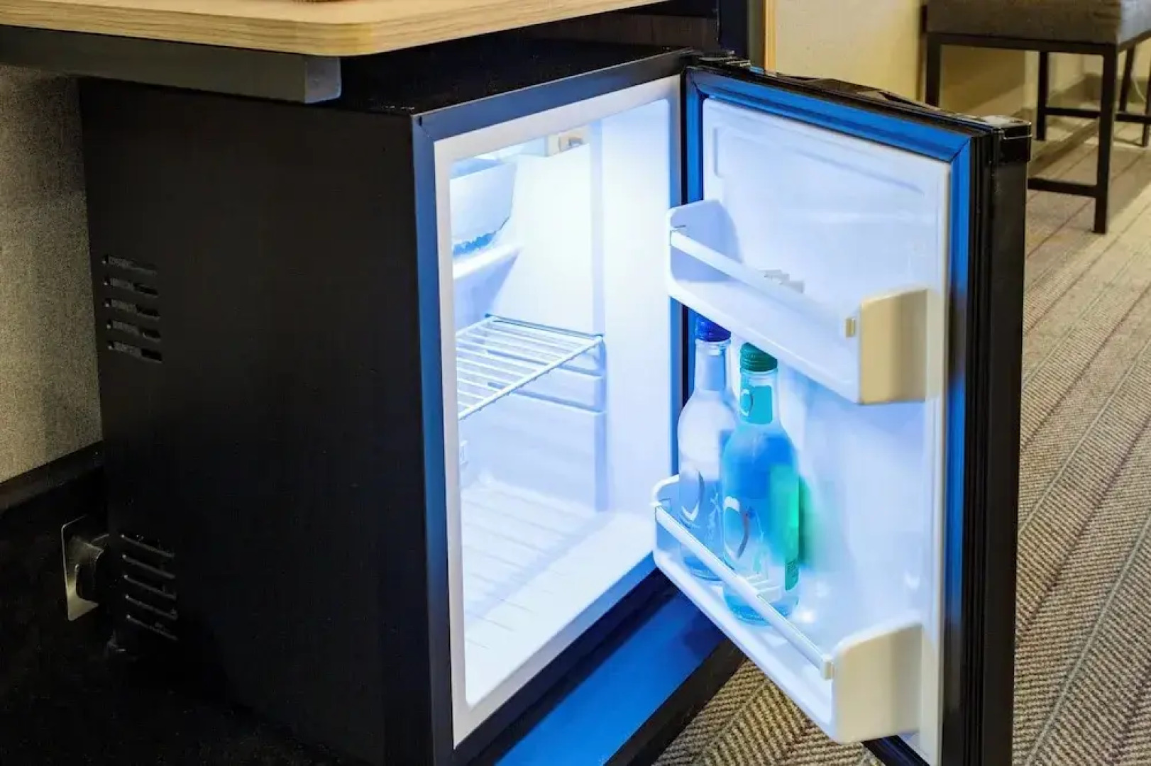 Premier Inn Bristol Parkway - M32