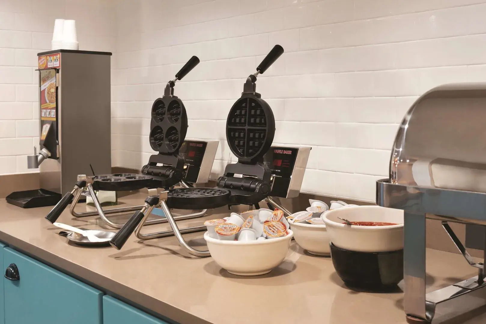 Country Inn & Suites by Radisson, Madison Southwest, WI