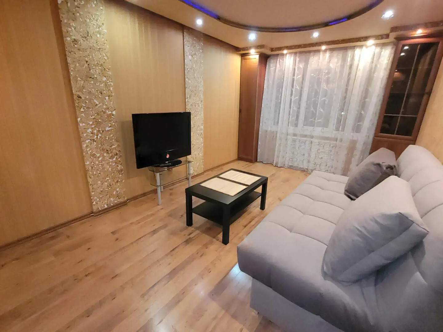 Апартаменты на улице Луначарского 122