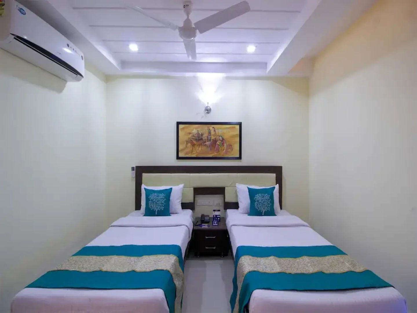 OYO 3787 9 Star Hotel