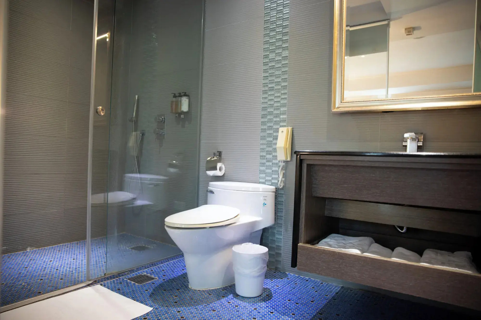 Kapok Hotel & Resorts