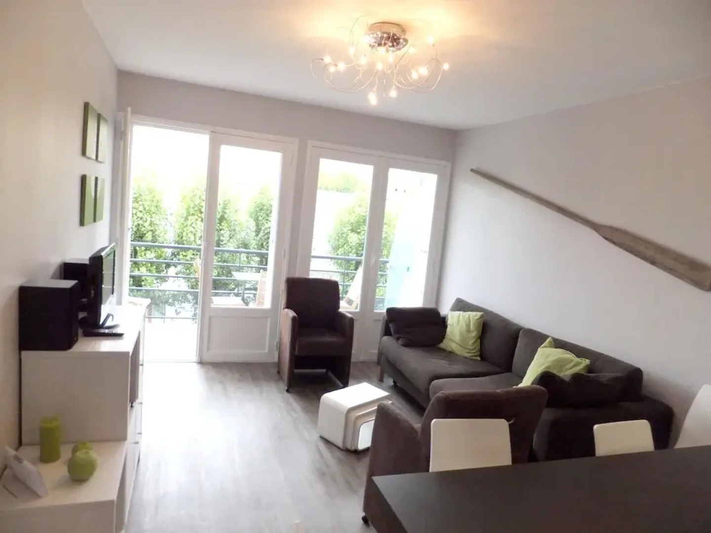 Apartment With 2 Bedrooms in Le Pouliguen, With Wonderful City View and Furnished Balcony - 500 m From the Beach