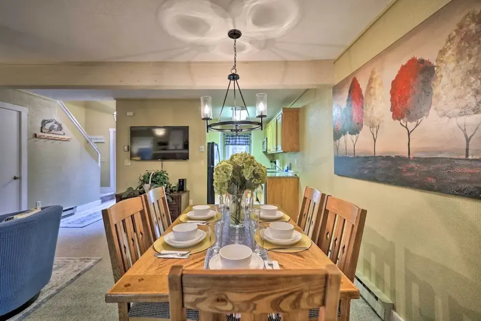 Walk to Jack Frost: Cozy Poconos Townhome