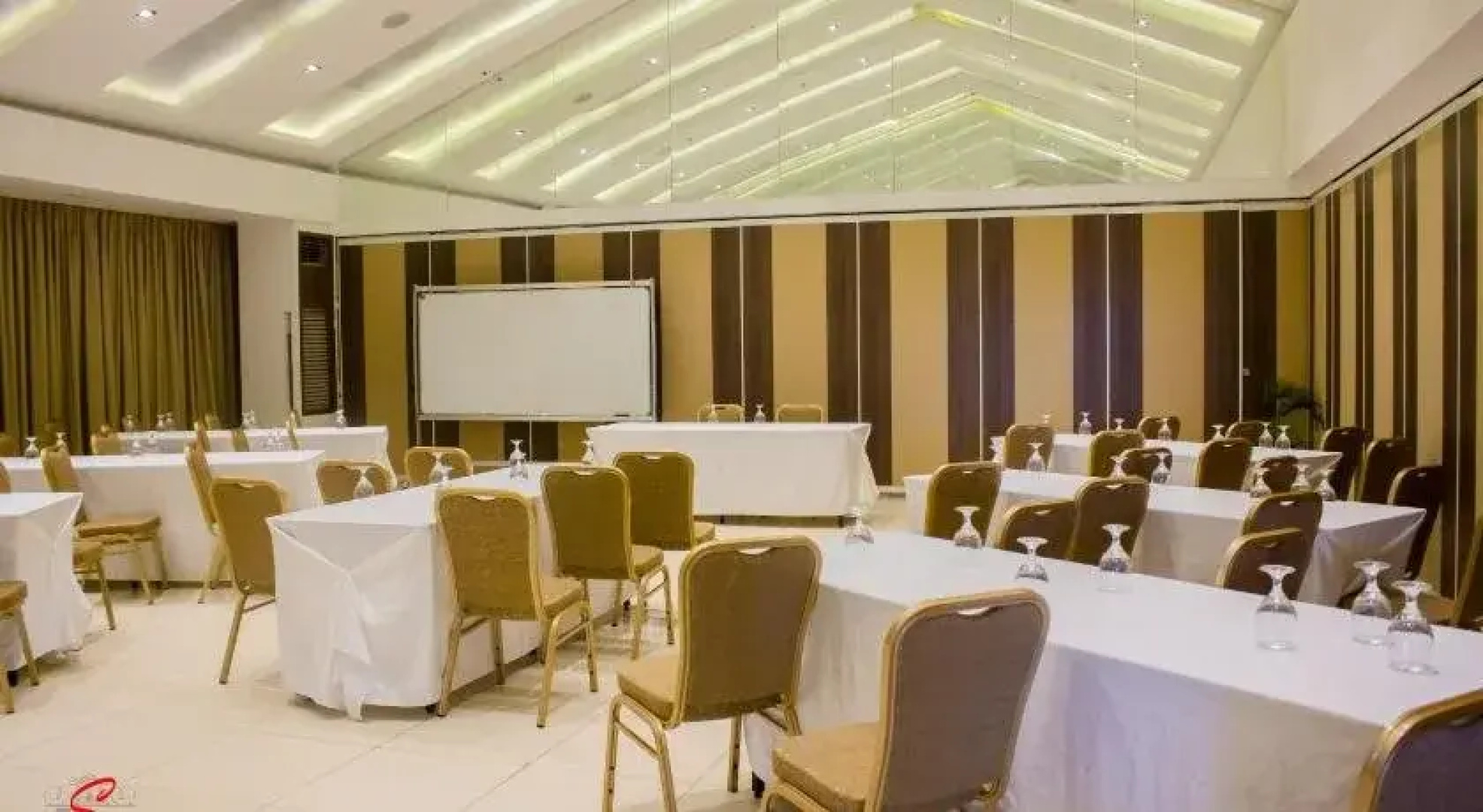 Hotel Marciano