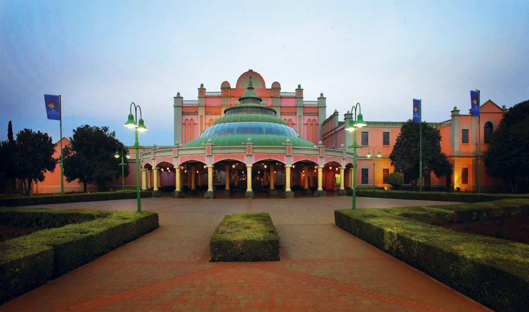 The Carousel Hotel