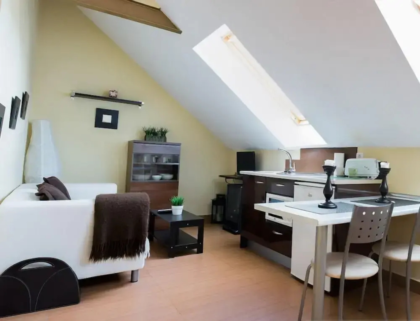 Ronda Navarra by Valdesierra