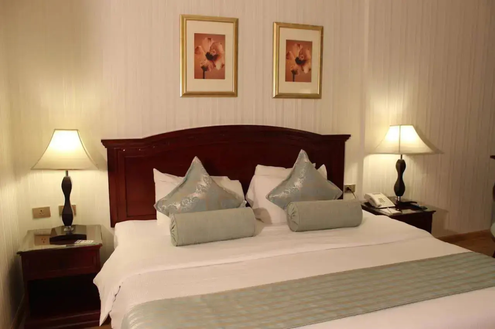 Golden Tulip Al Hamra