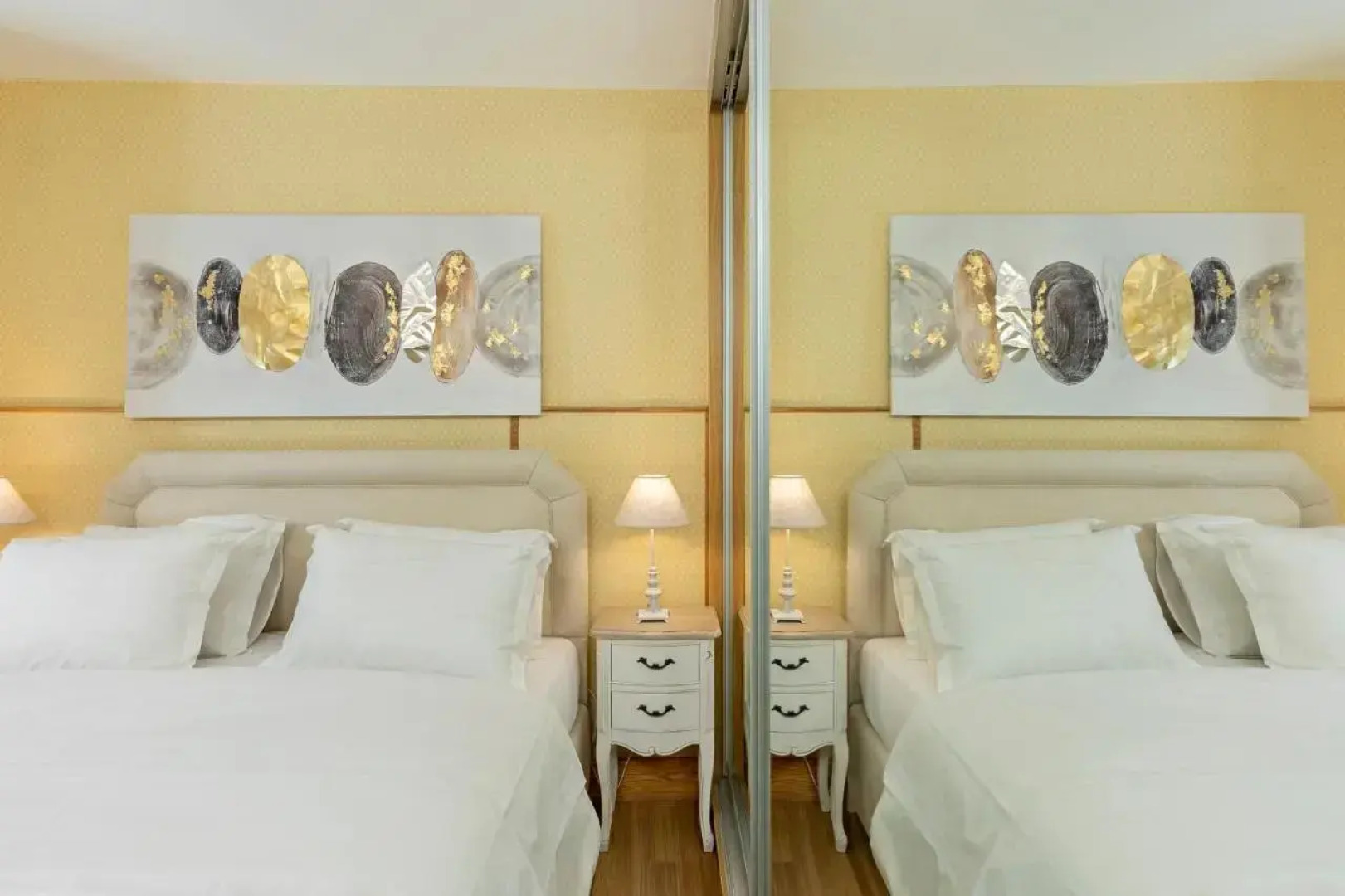 Vouliagmeni's Elegance by Acropolis Suites